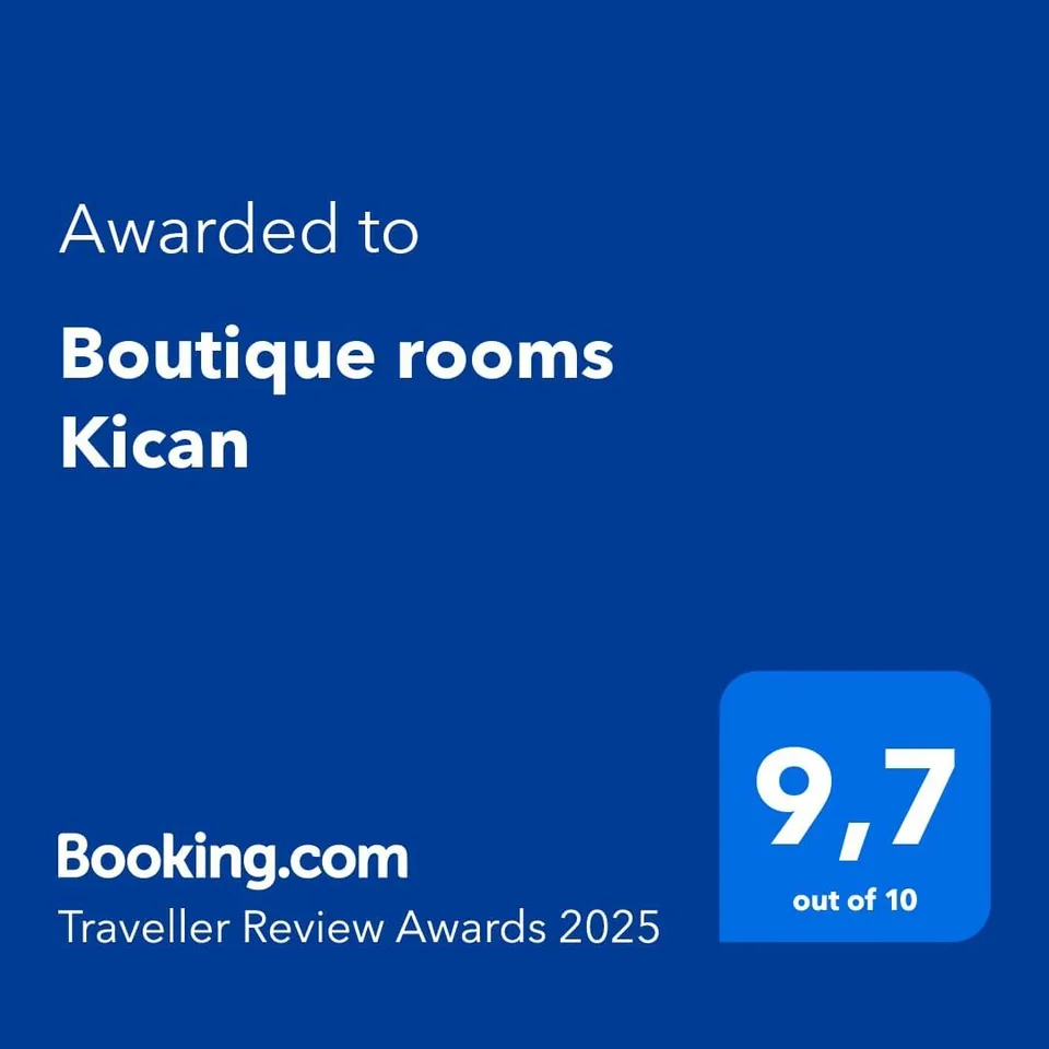 Booking.com Traveller Review Award 2025