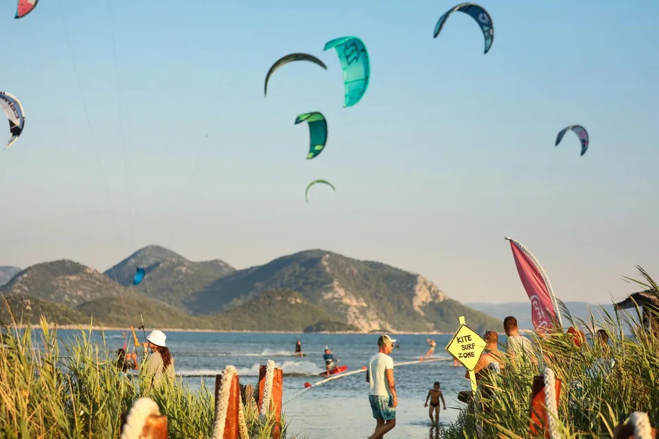 Kitesurfing na ušću Neretve